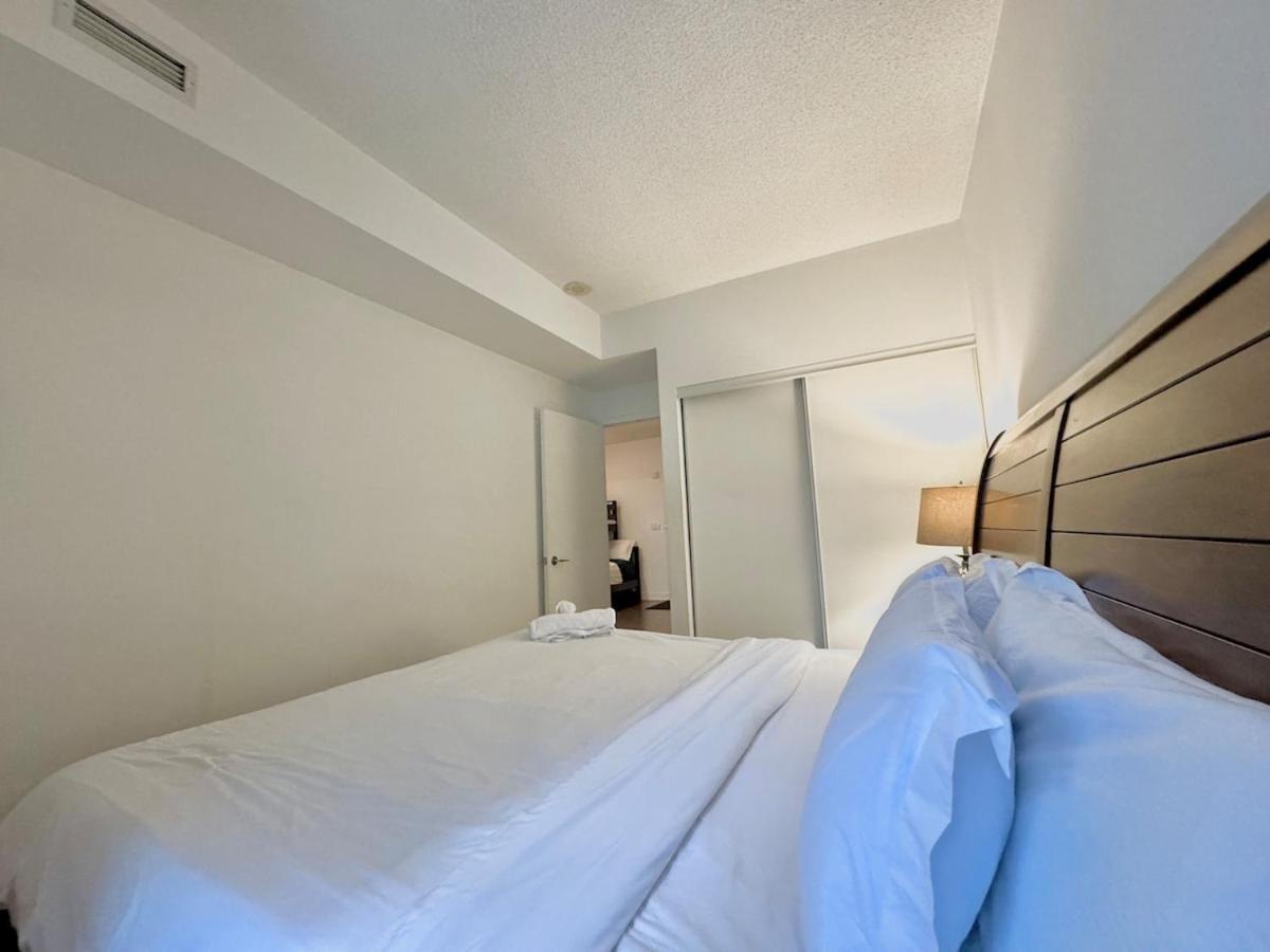 Kingbed & Bunkbed & Terrace Διαμέρισμα Τορόντο Εξωτερικό φωτογραφία