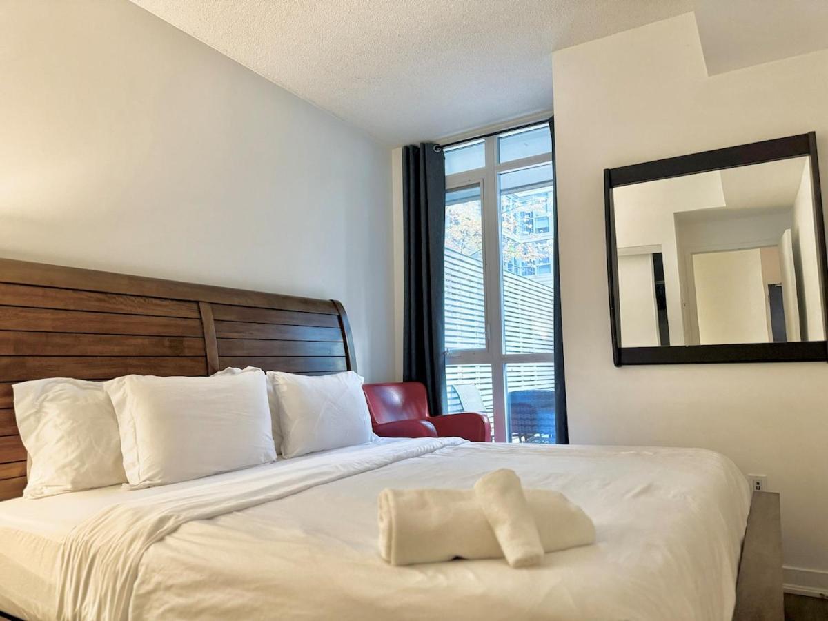 Kingbed & Bunkbed & Terrace Διαμέρισμα Τορόντο Εξωτερικό φωτογραφία