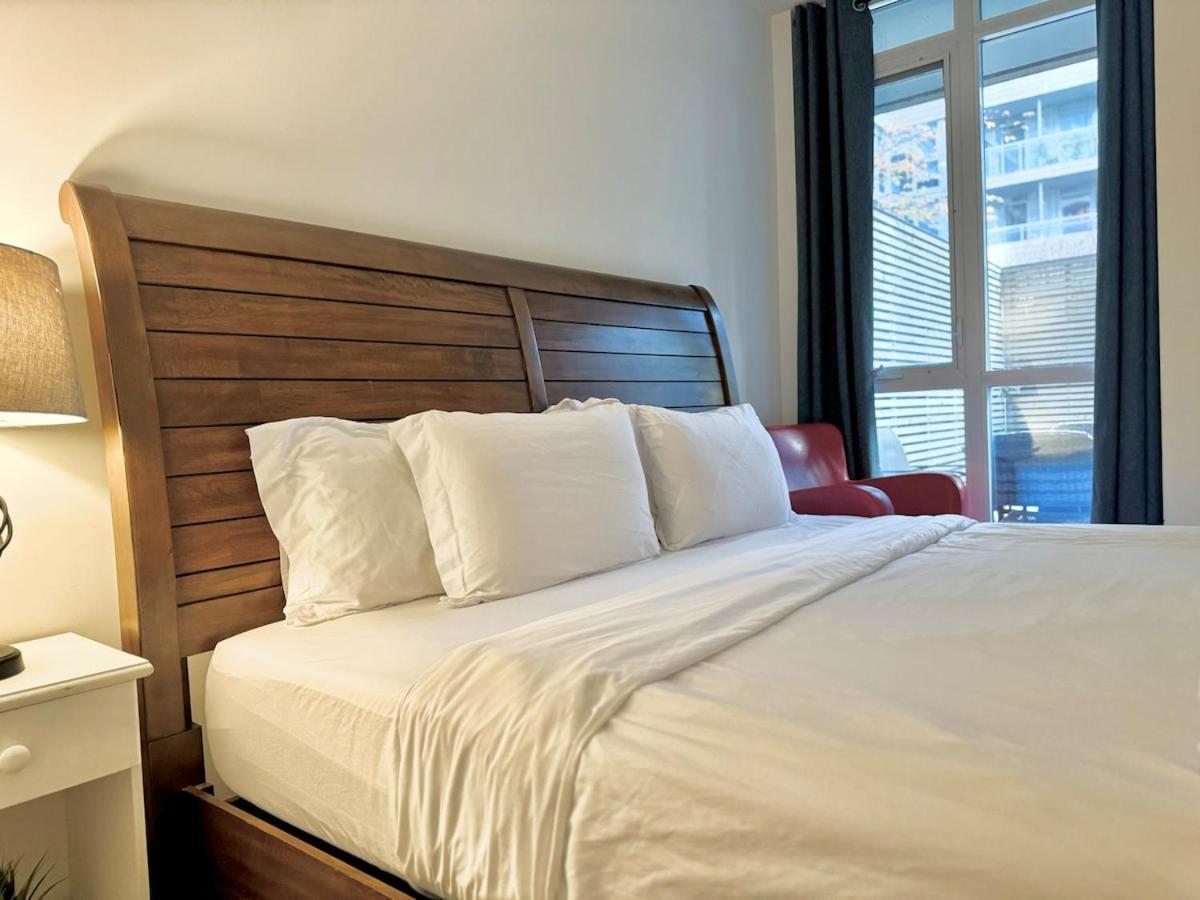 Kingbed & Bunkbed & Terrace Διαμέρισμα Τορόντο Εξωτερικό φωτογραφία